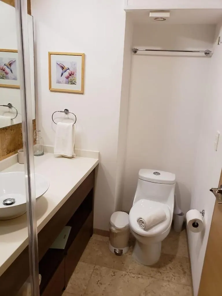 The Shore Abel 110/ Gym+Pool+Ocean View Playa del Carmen Apartment